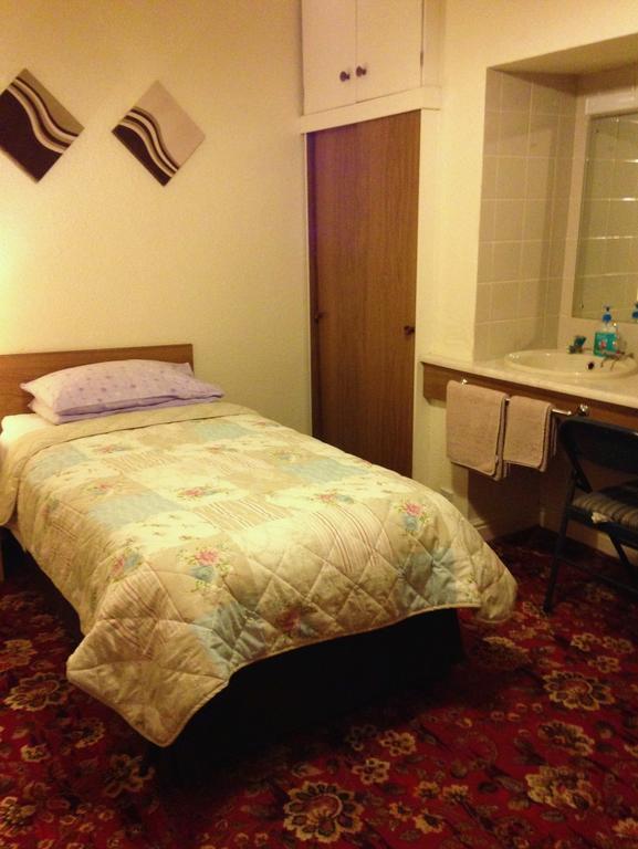 Garden Gate Guest House Честър Стая снимка